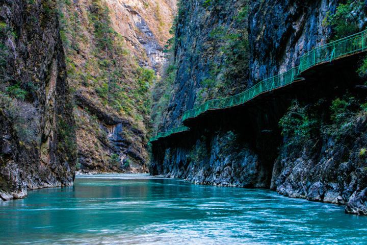 香格里拉大峡谷