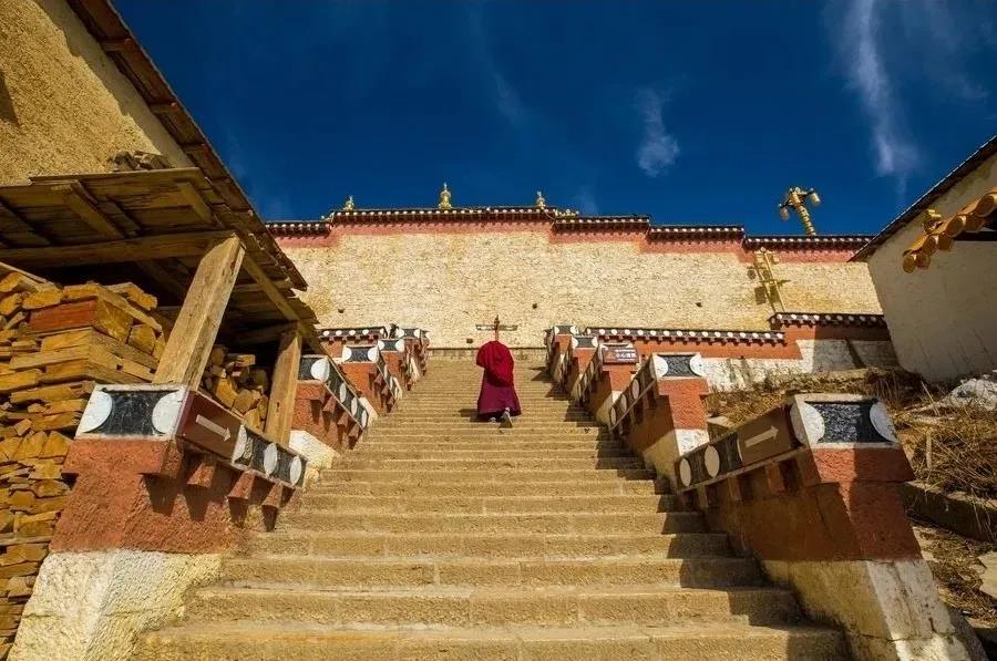 香格里拉旅游