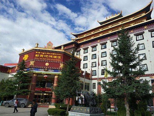 香格里拉都吉呢咪藏文化主题酒店