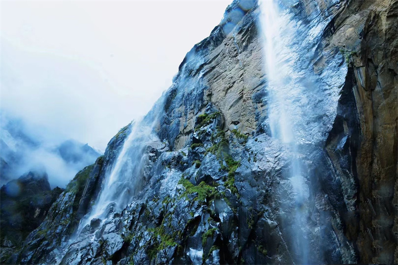 迪庆德钦梅里雪山雨崩徒步