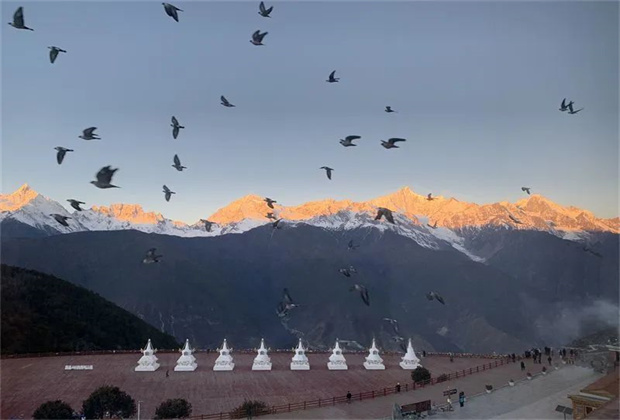 香格里拉旅行社 香格里拉旅游 唱响《钦如一嘉》，表达德钦和嘉定两地人民的深情厚谊