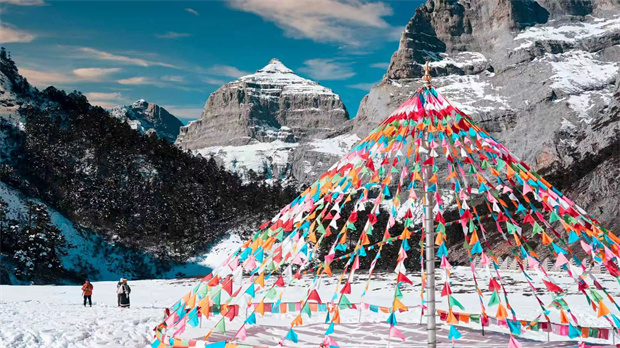 香格里拉旅游：走进巴拉格宗：雪山峡谷深处，遇见纯粹香格里拉